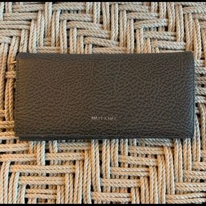 Matt & Nat Reid Wallet- Carbon